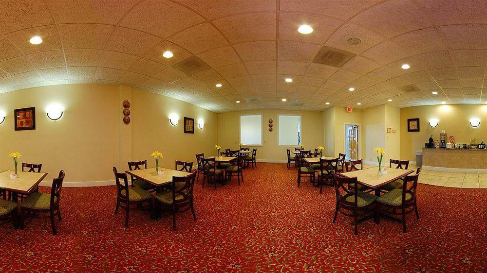 Motel Red Roof & Conference Center